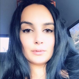 Meet your Posher, Patricia